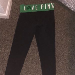 PINK irish cropped leggings